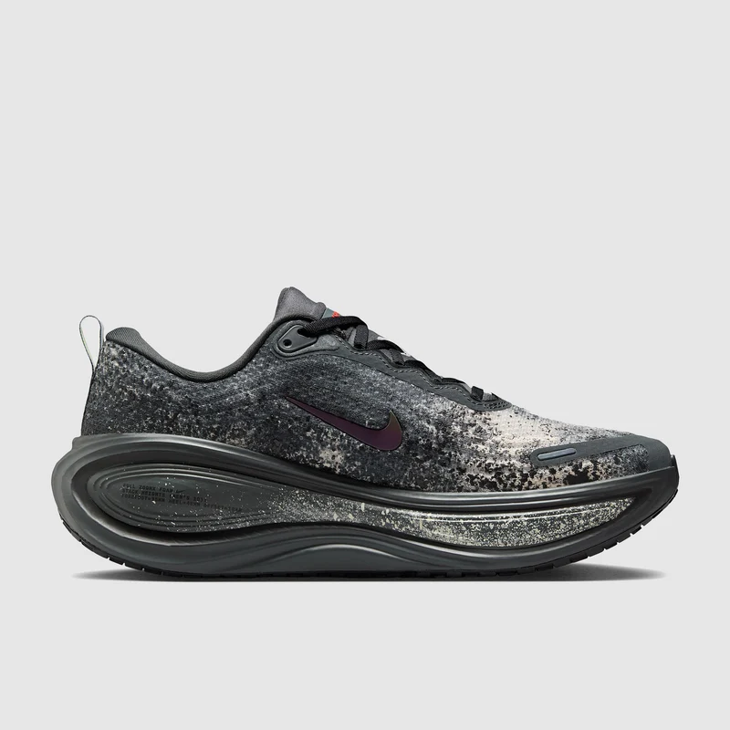 Nike Straßenlaufschuh (Herren) Vomero Plus