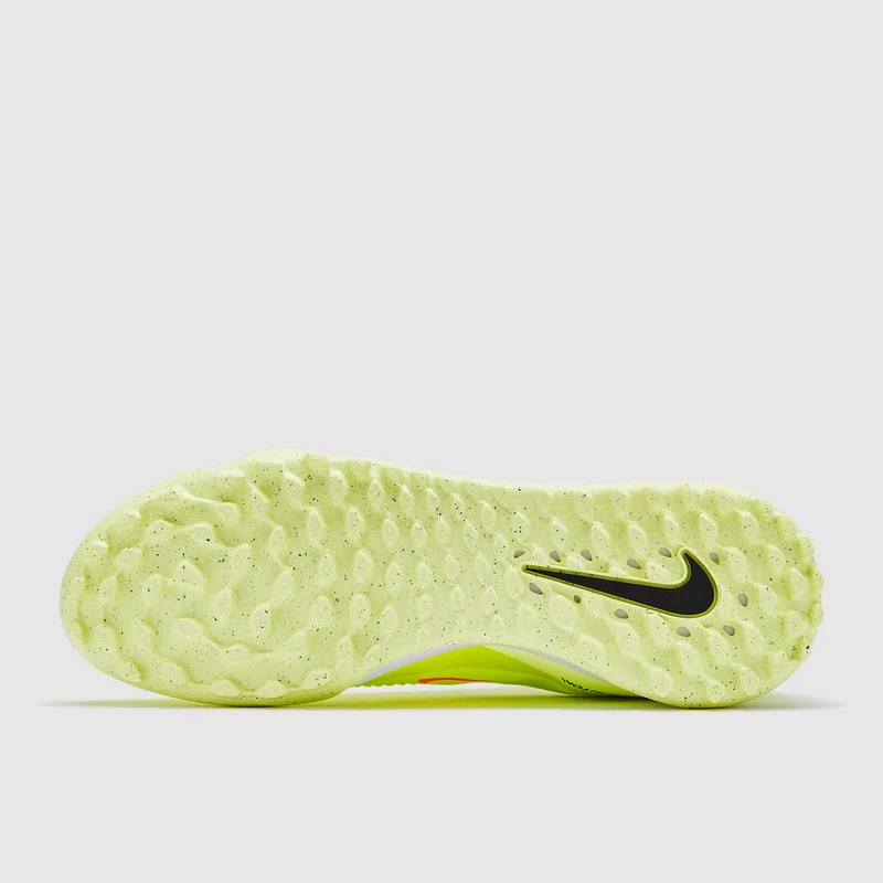 Nike Phantom 6 Academy High TF