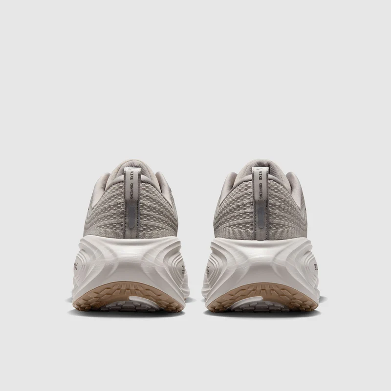 Nike Straßenlaufschuh (Herren) Vomero Plus