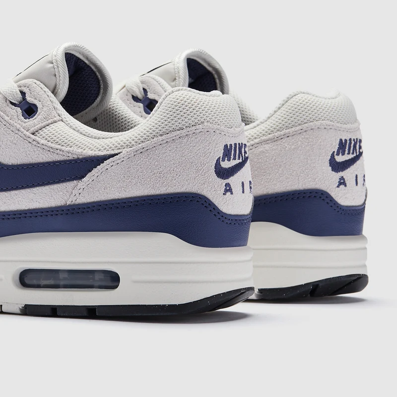Nike Schuh (Herren) Air Max 1 Essential