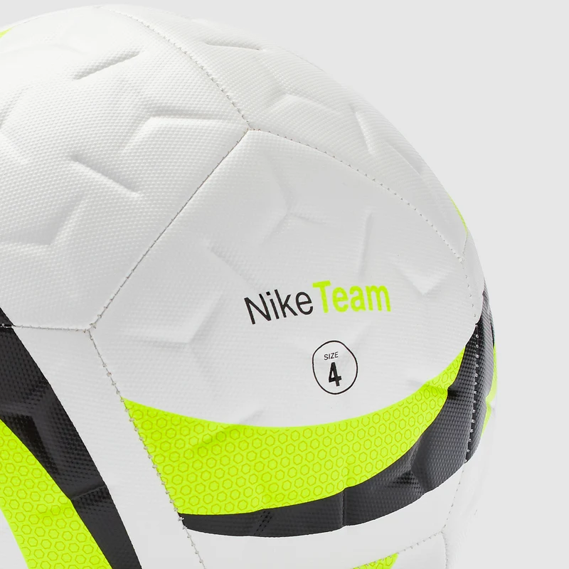 Nike Academy Team Fußball