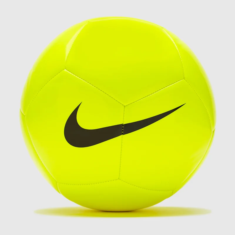 Nike Pitch Team Football