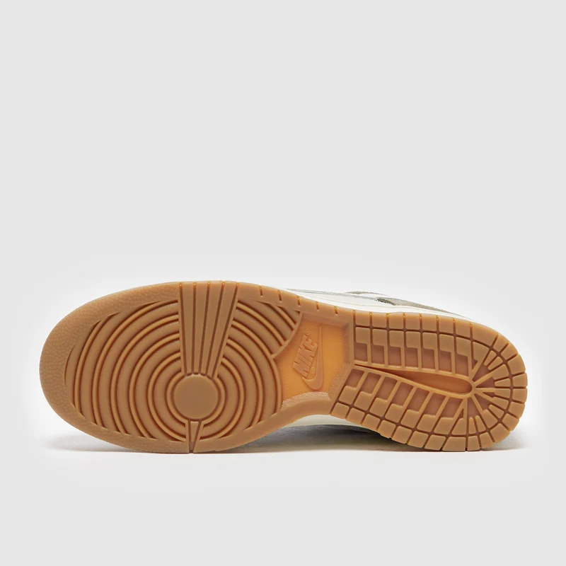 Nike Schuh (Herren) Dunk Low Retro SE