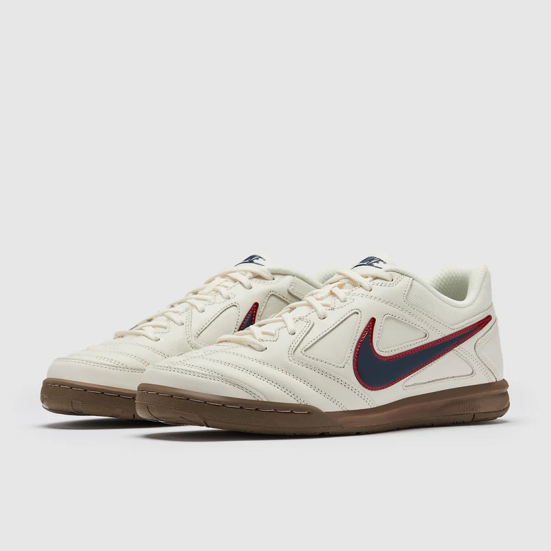 Nike Sportswear Gato