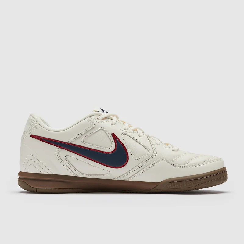 Nike Sportswear Gato