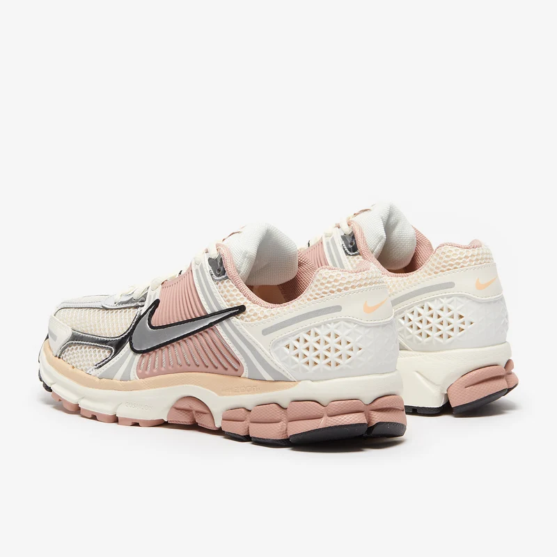 Nike Schuh (Damen) Zoom Vomero 5