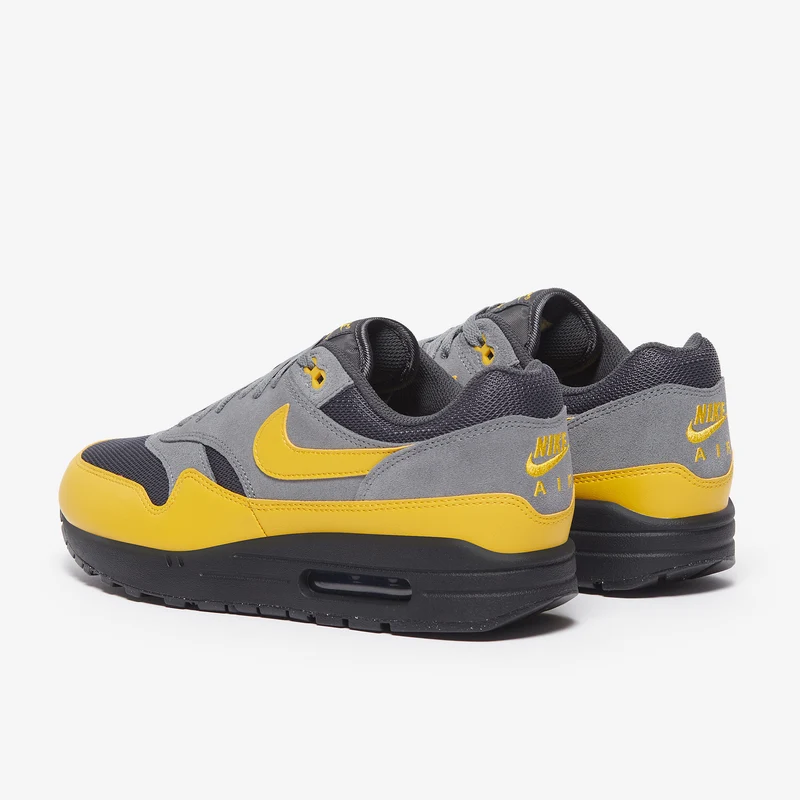 Nike Schuh (Herren) Air Max 1 Essential