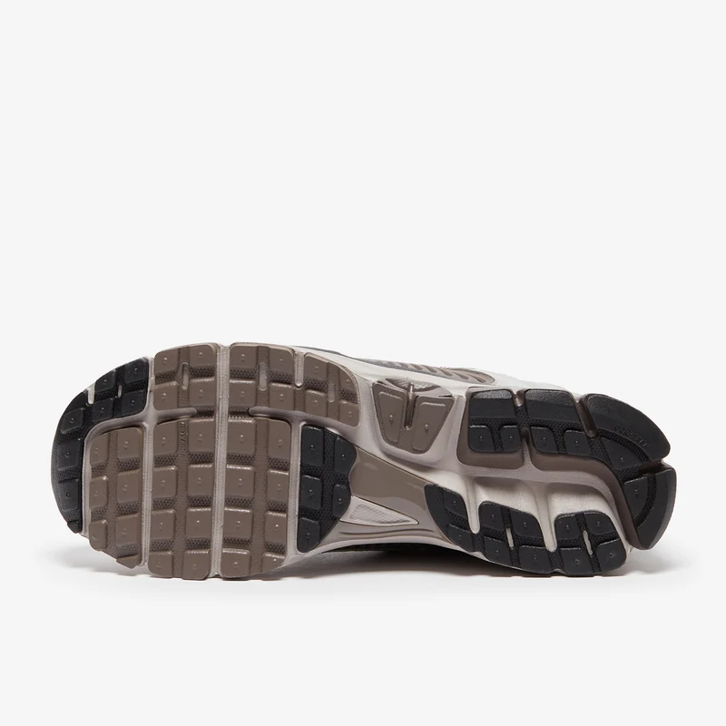 Nike Herrenschuh Zoom Vomero 5