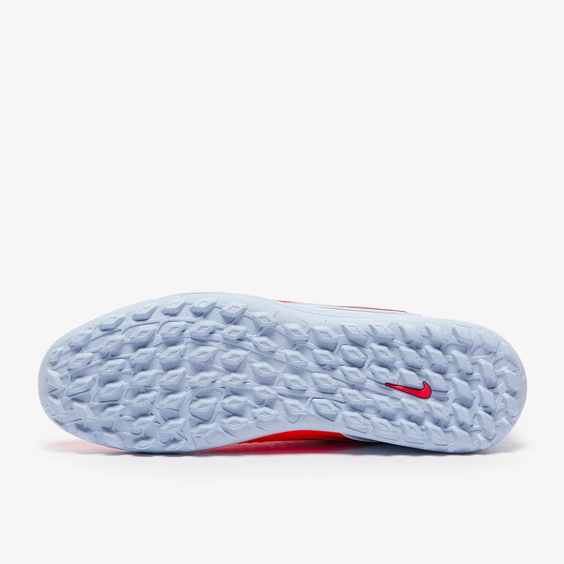 Nike Phantom 6 Club Low TF