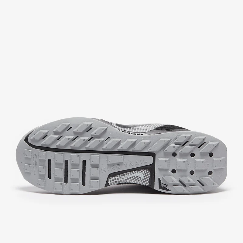 Nike Juniper Trail 3