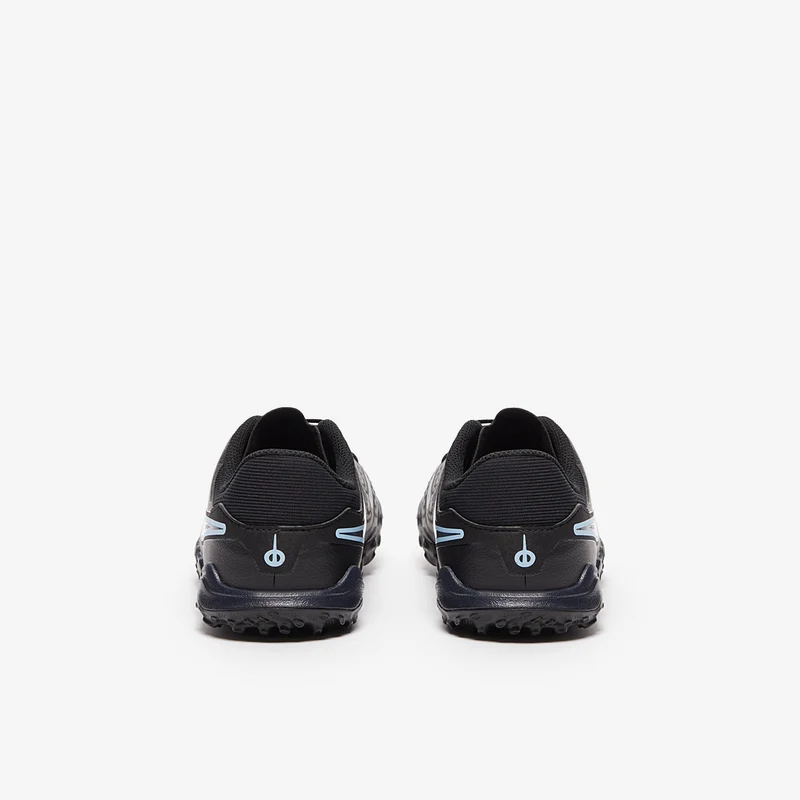 Nike Low Top Turf