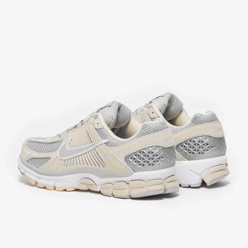 Nike Herrenschuh Zoom Vomero 5