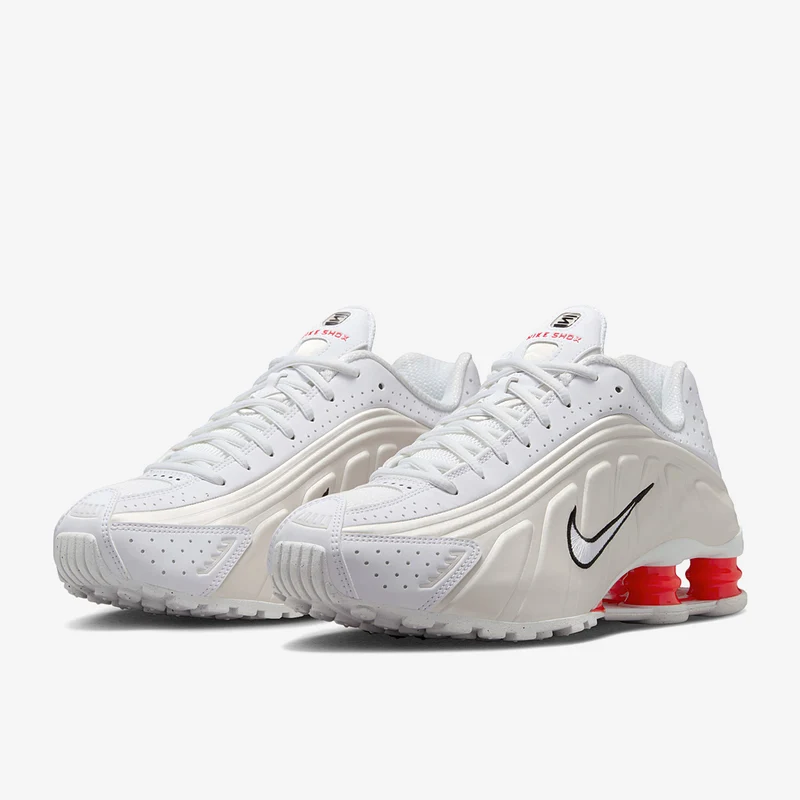 Nike Schuh (Damen) Shox R4