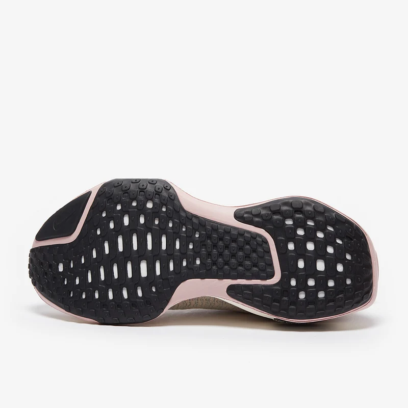 Nike Straßenlaufschuh (Damen) Invincible 3 Premium