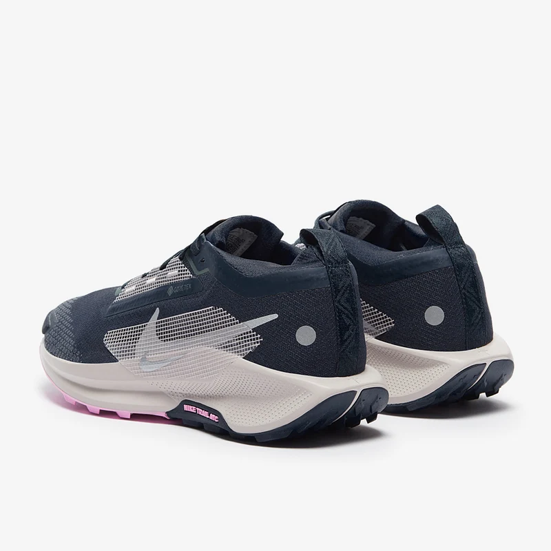 Nike Damen Pegasus Trail 5 GORE-TEX