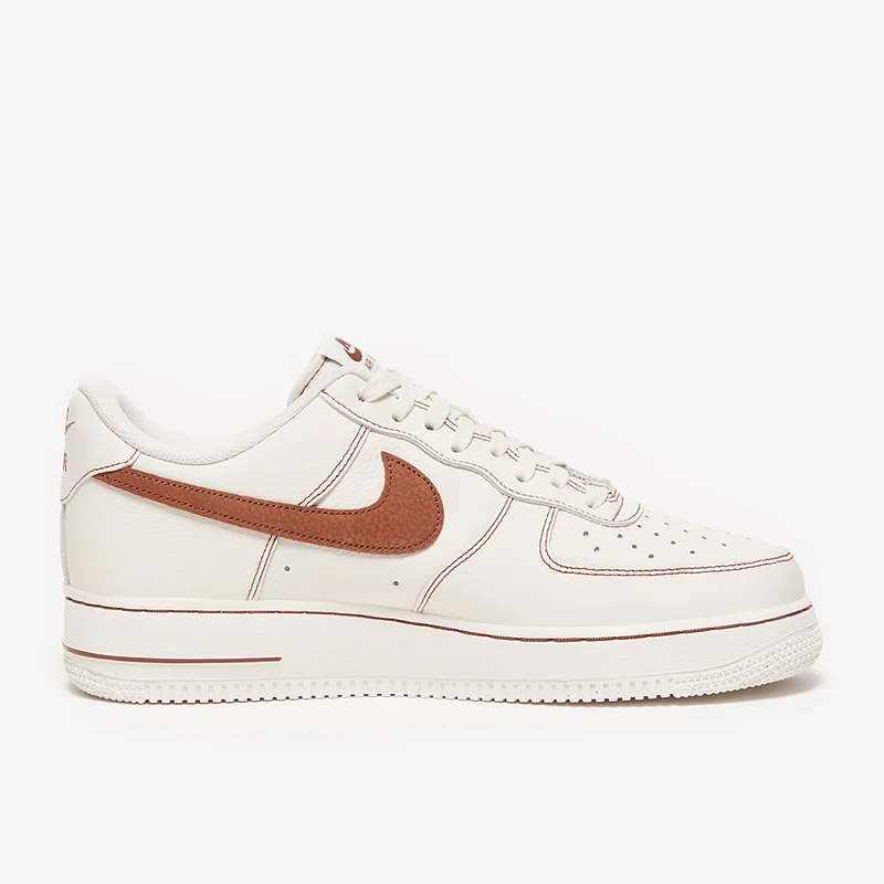 Nike Schuh (Herren) Air Force 1 '07 LV8