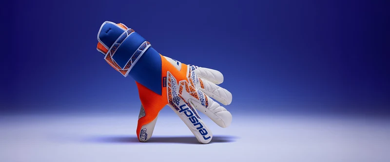 Reusch Attrakt Gold X Guardian