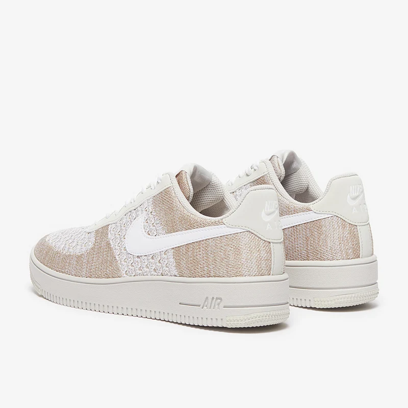 Nike Schuh (Herren) Air Force 1 Flyknit 2.0