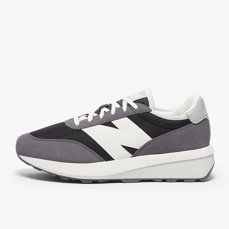 New Balance 370