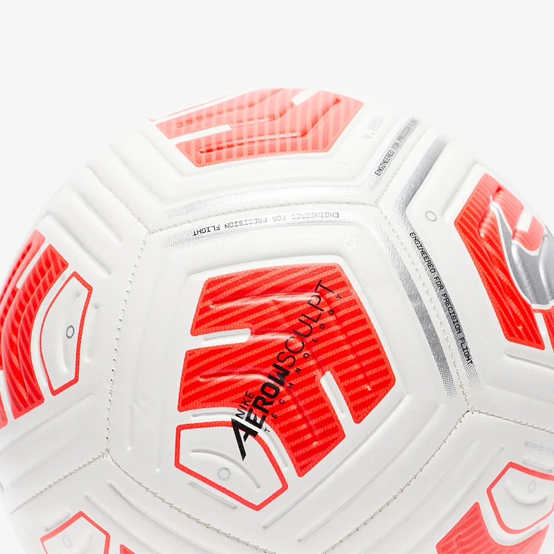 Nike Strike Fußball