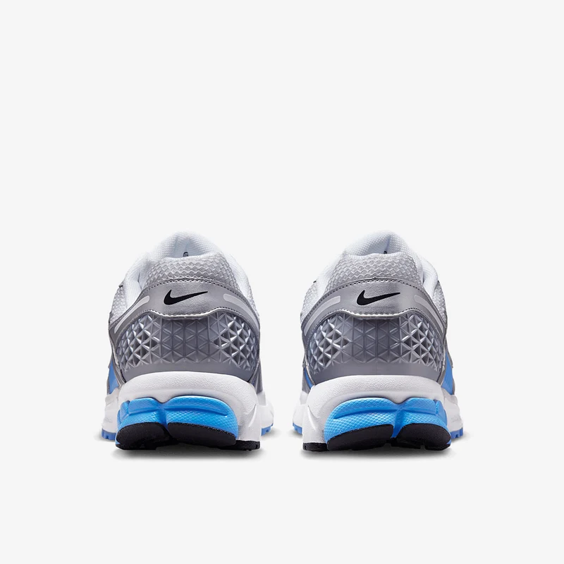 Nike Herrenschuh Zoom Vomero 5