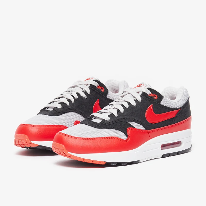 Nike Schuh (Herren) Air Max 1 Essential