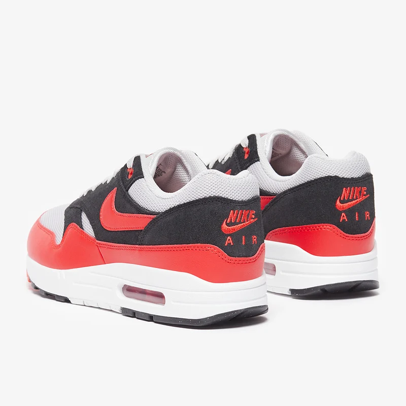 Nike Schuh (Herren) Air Max 1 Essential