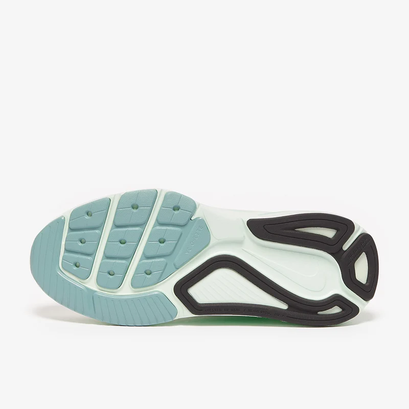 Nike Damen Structure 26