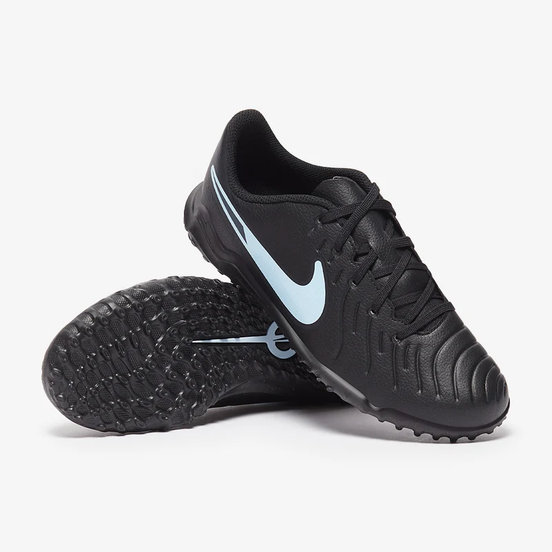 Nike Low Top Turf