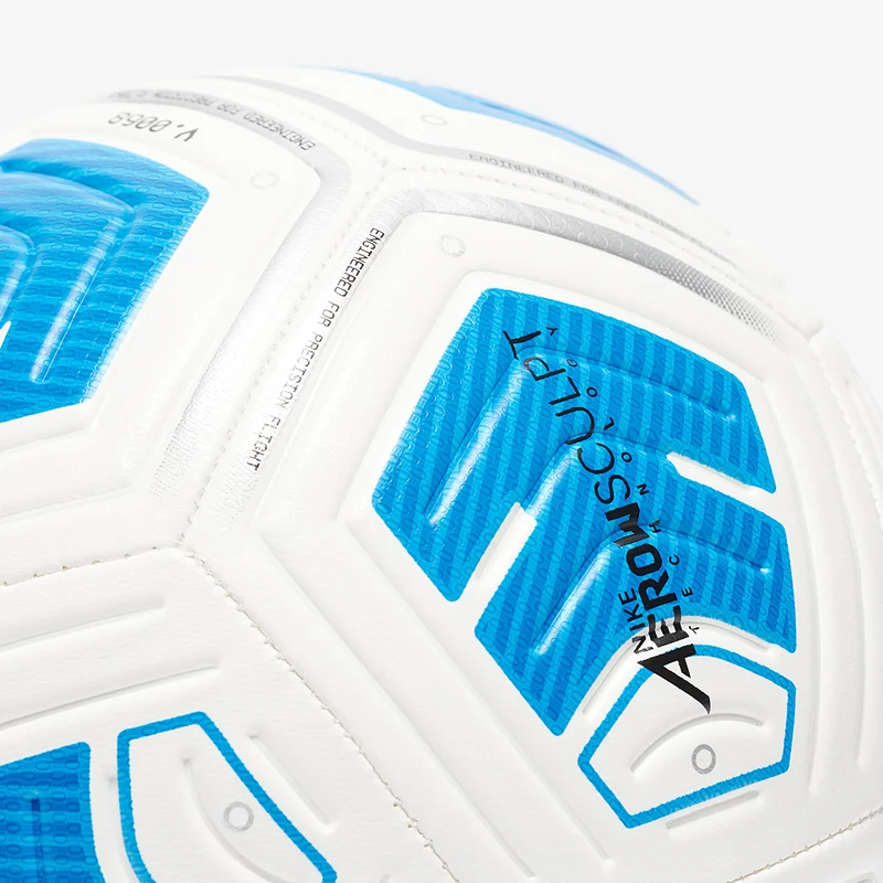 Nike Strike Fußball