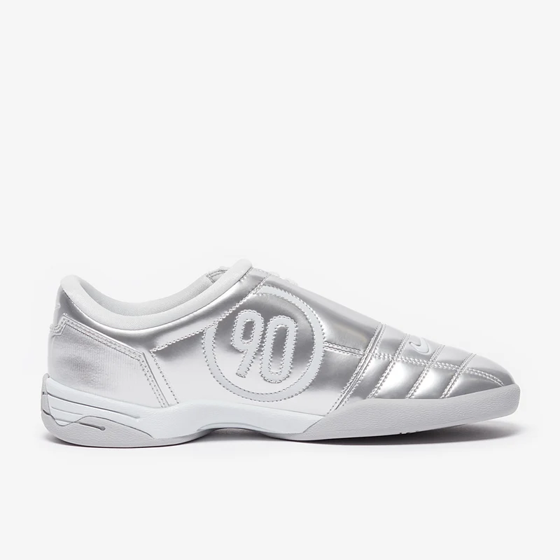 Nike Schuh (Damen) Total 90