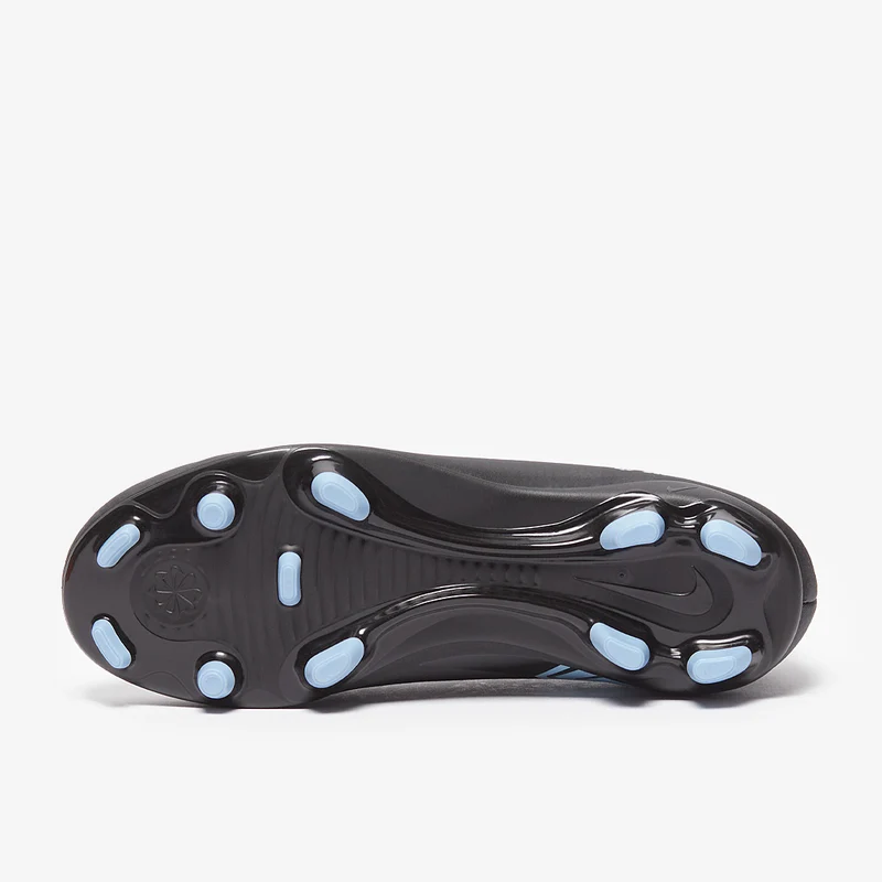 Nike MG Low