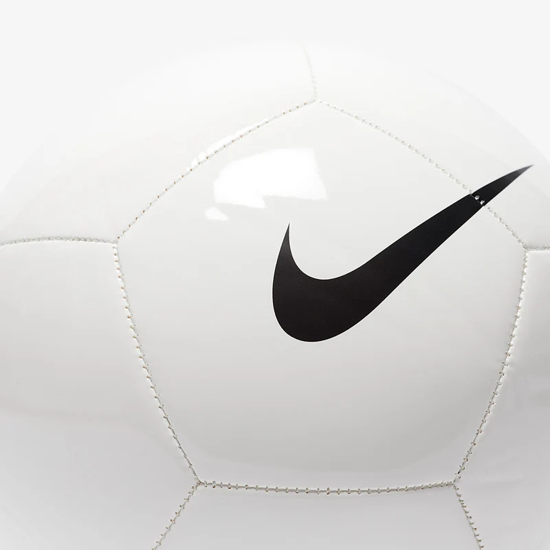 Nike Pitch Fußball