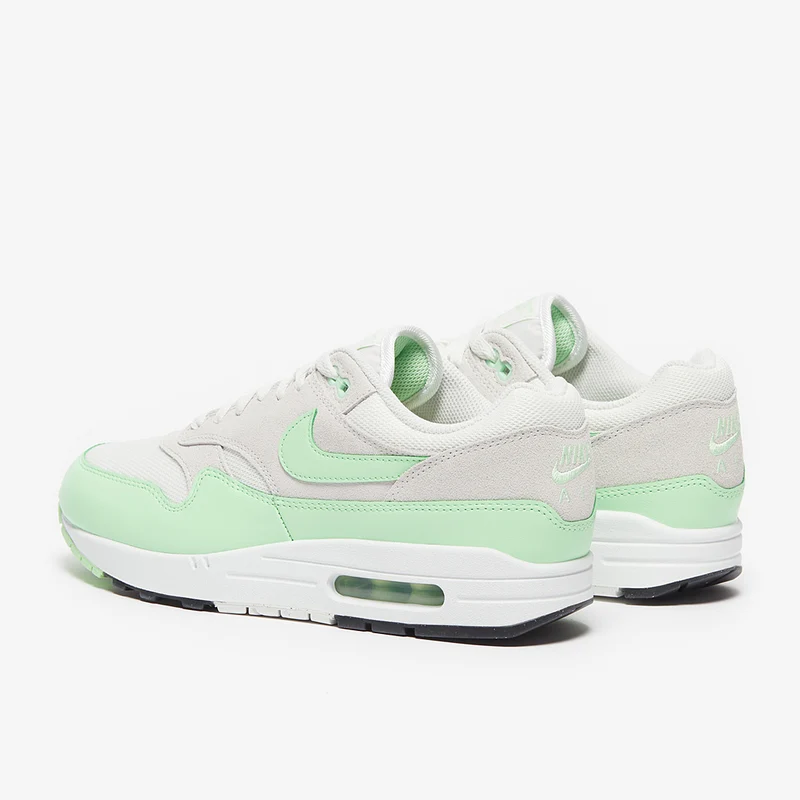 Nike Schuh (Herren) Air Max 1 Essential