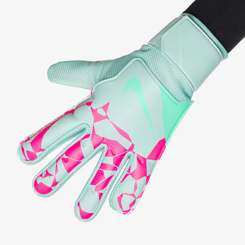 Nike Match