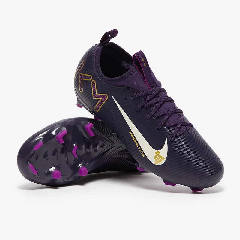 Nike MG Low Top