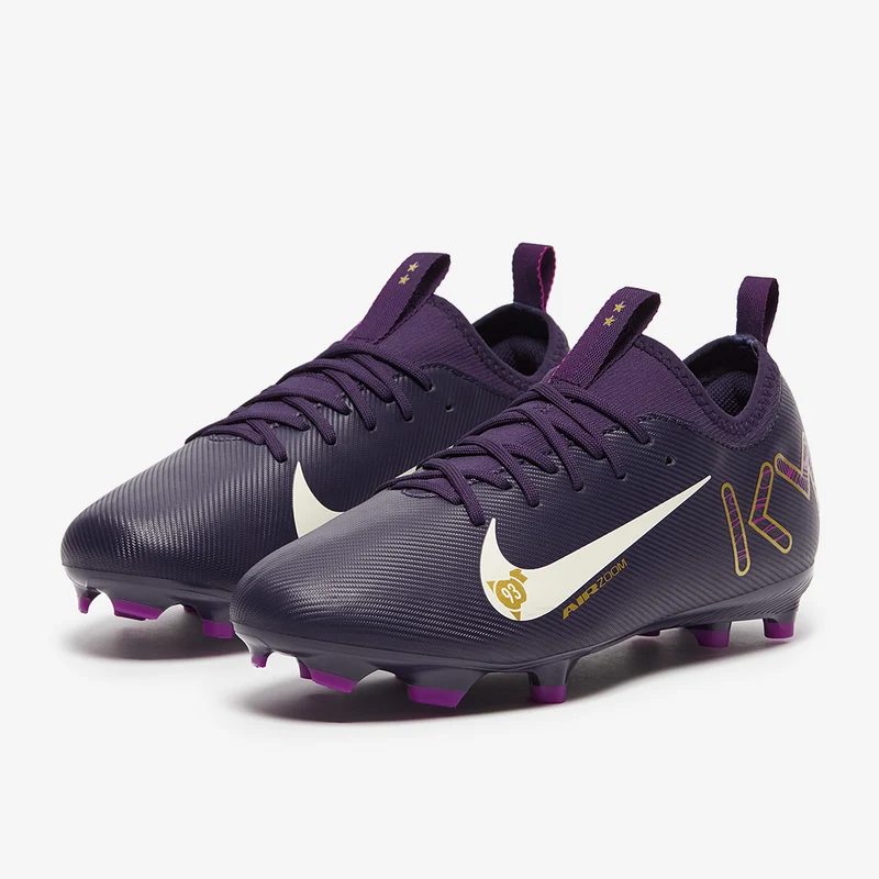 Nike MG Low Top