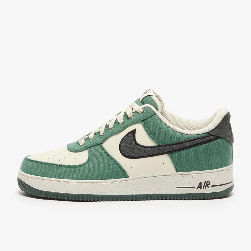Nike Sportswear Air Force 1 '07 LV8