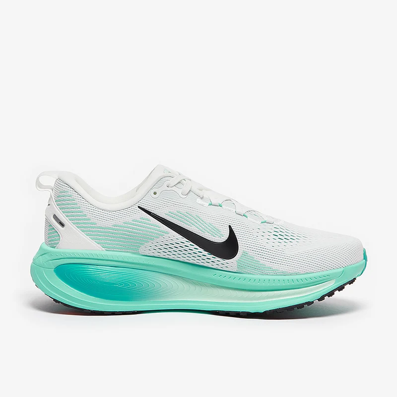 Nike Straßenlaufschuh (Herren) Vomero 18