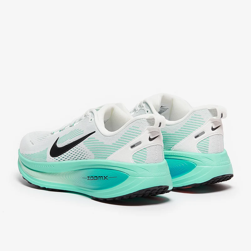 Nike Straßenlaufschuh (Herren) Vomero 18