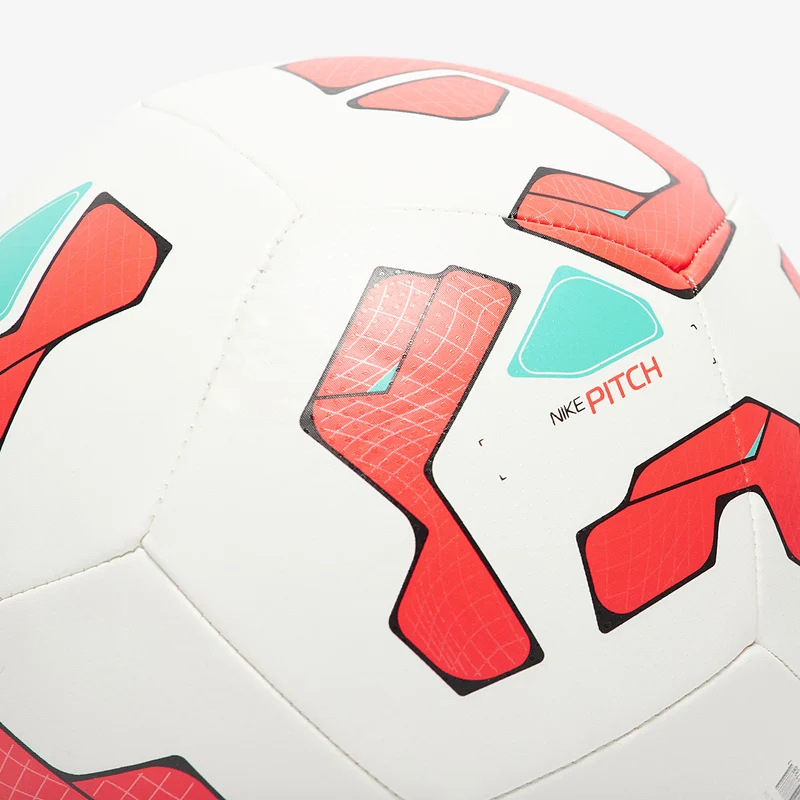 Nike Pitch Fußball