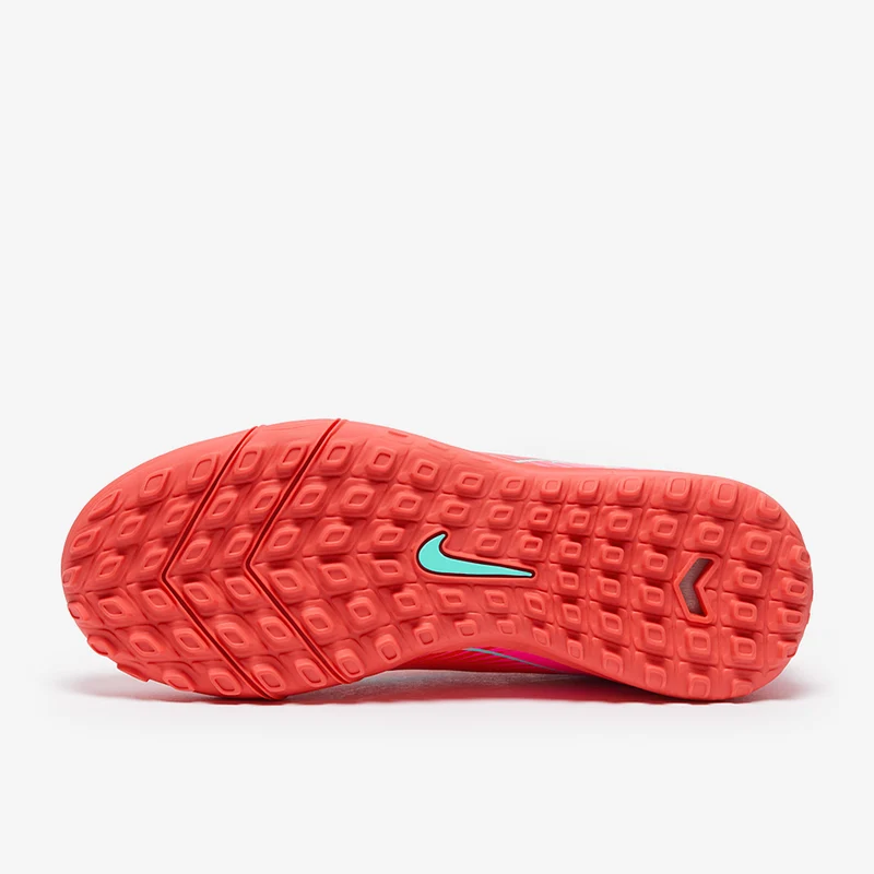 Nike TF Low-Top