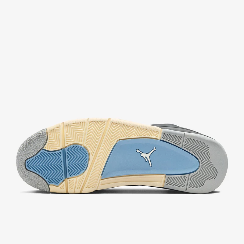 Air Jordan 4 RM