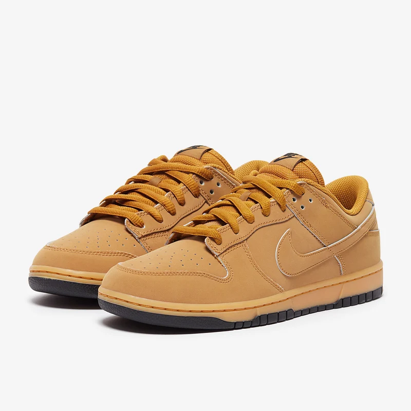 Nike Sportswear Dunk Low Retro SE