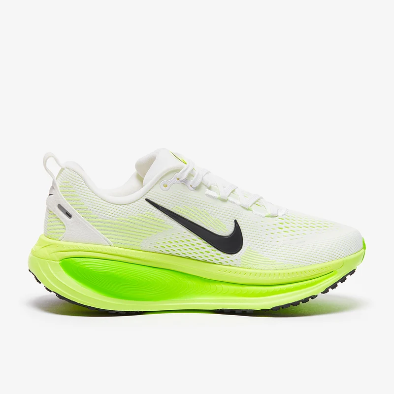 Nike Straßenlaufschuh (Damen) Vomero 18