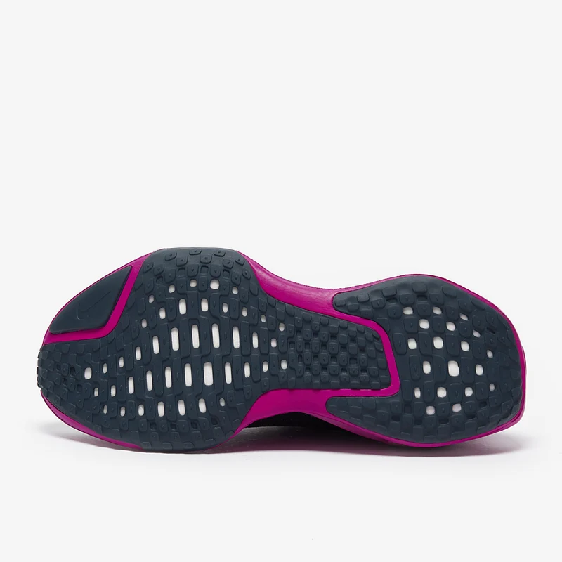Nike Damen Invincible 3