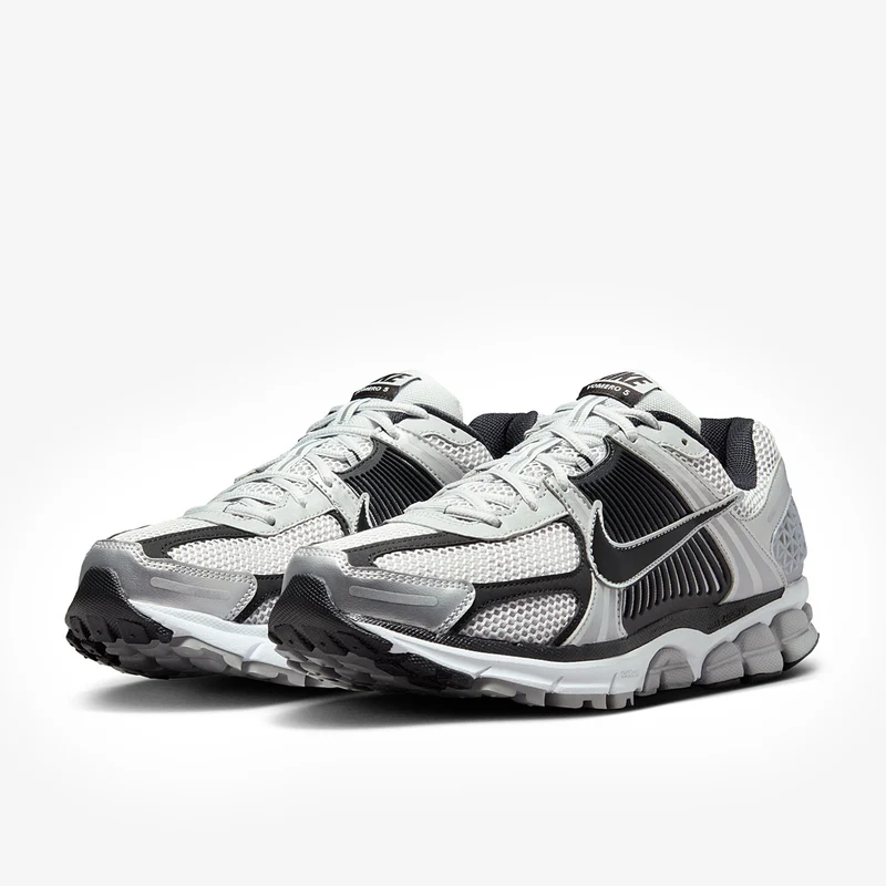 Nike Herrenschuh Zoom Vomero 5