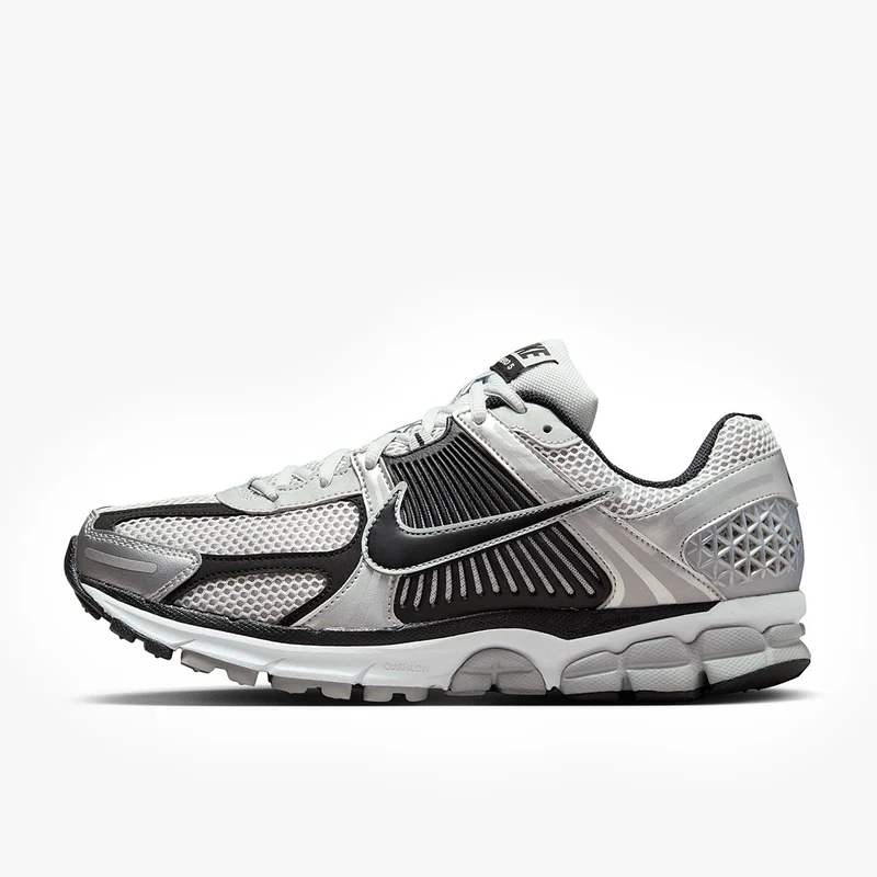 Nike Herrenschuh Zoom Vomero 5