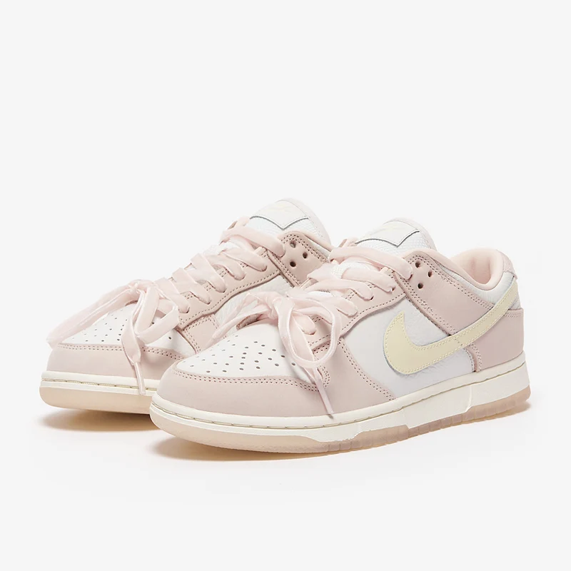 Nike Sportswear Damen Dunk Low PRM