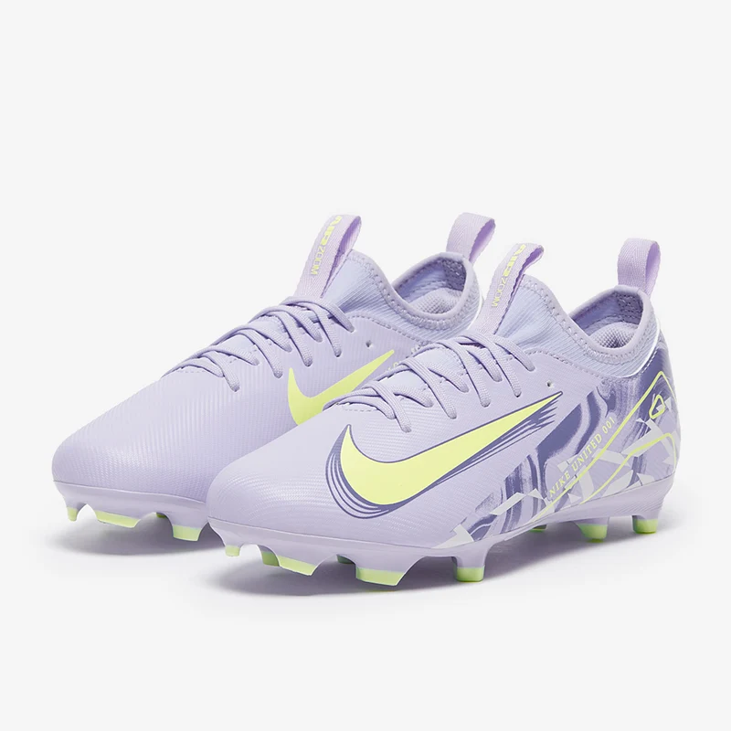 Nike MG Low Top